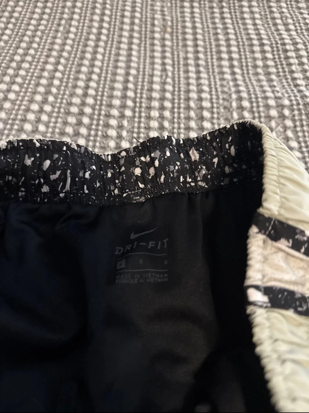 Bundle of 4 Nike women’s running shorts size Large LIKE NEW
